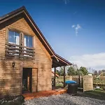 Prázdninový dům With Sauna, Jacuzzi And Private Pond Lipusz