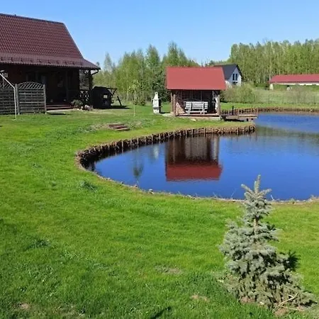 Semesterbostad With Sauna, Jacuzzi And Private Pond *