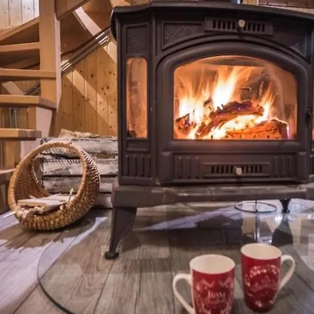 With Sauna, Jacuzzi And Private Pond Semesterbostad