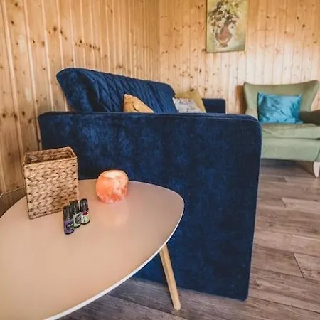 With Sauna, Jacuzzi And Private Pond Semesterbostad *