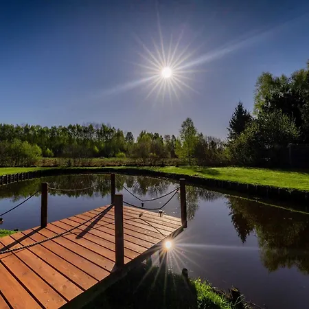 Semesterbostad With Sauna, Jacuzzi And Private Pond *