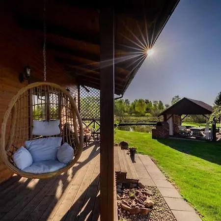 Semesterbostad With Sauna, Jacuzzi And Private Pond *