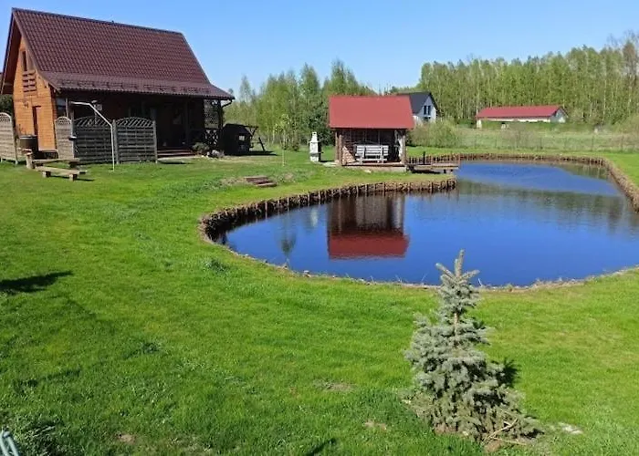 Semesterbostad With Sauna, Jacuzzi And Private Pond *