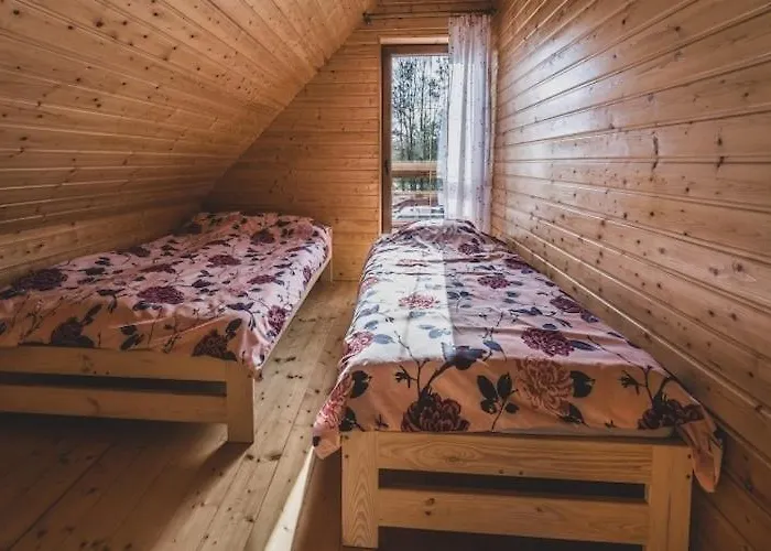 Semesterbostad With Sauna, Jacuzzi And Private Pond