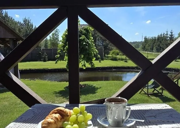 With Sauna, Jacuzzi And Private Pond Semesterbostad Lipusz