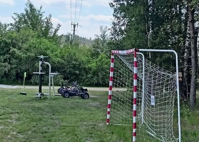 Semesterbostad With Sauna, Jacuzzi And Private Pond