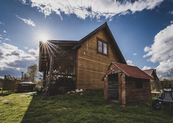 Semesterbostad With Sauna, Jacuzzi And Private Pond Lipusz